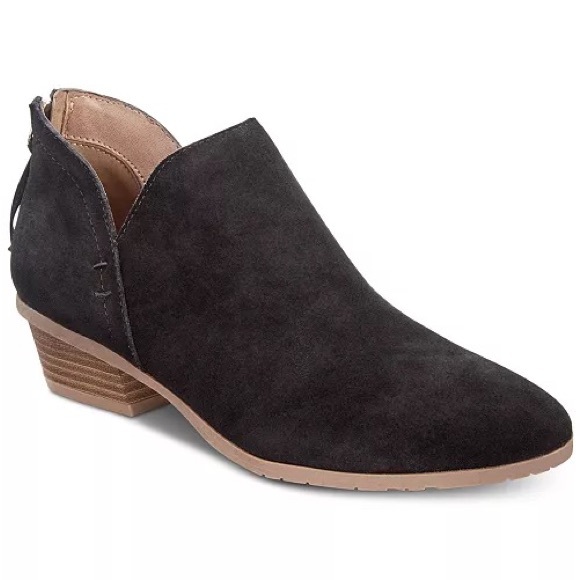 KENNETH COLE REACTION Women's Side Way Booties in Black Suede Size 6.5M New - Picture 1 of 10
